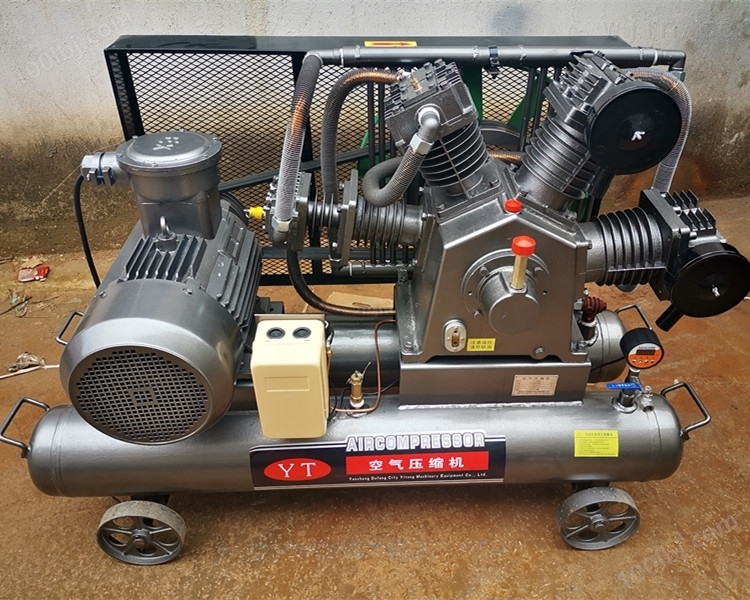 矿用0.8mpa8个压活塞式空气压缩机